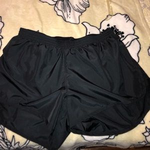 🌈 BLACK ATHLETIC SHORTS